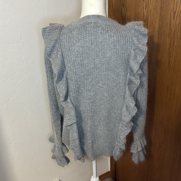 POL grey rabbit fur & wool blend ruffled crewneck sweater M - Picture 3 of 11